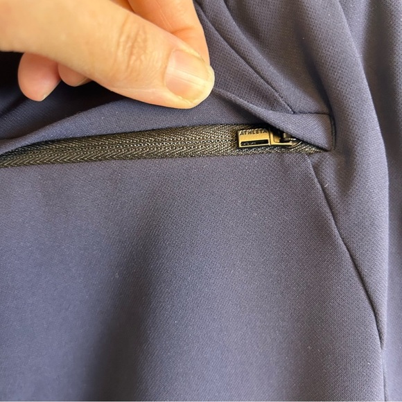 Athleta Metropolis Straight leg navy blue active pants size 10 athleisure work - Picture 11 of 13